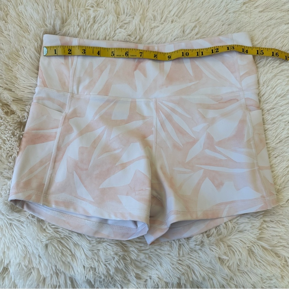 Athleta High-Rise Athletic Shorts in Pale Pink & Cream Marble - Picture 5 of 12